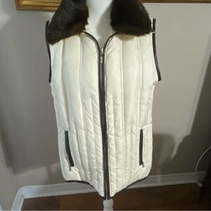 Charter Club Ivory Puffer Vest Size M Removable Faux Fur Collar Zip Front